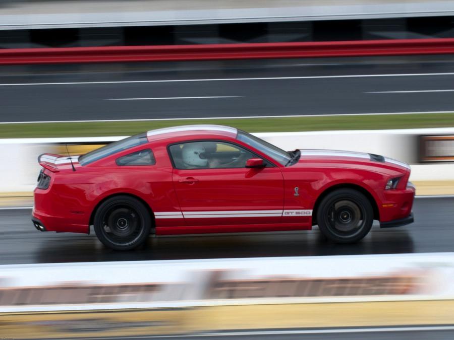  Shelby GT500 SVT 2012 года  (фото 3 из 31)